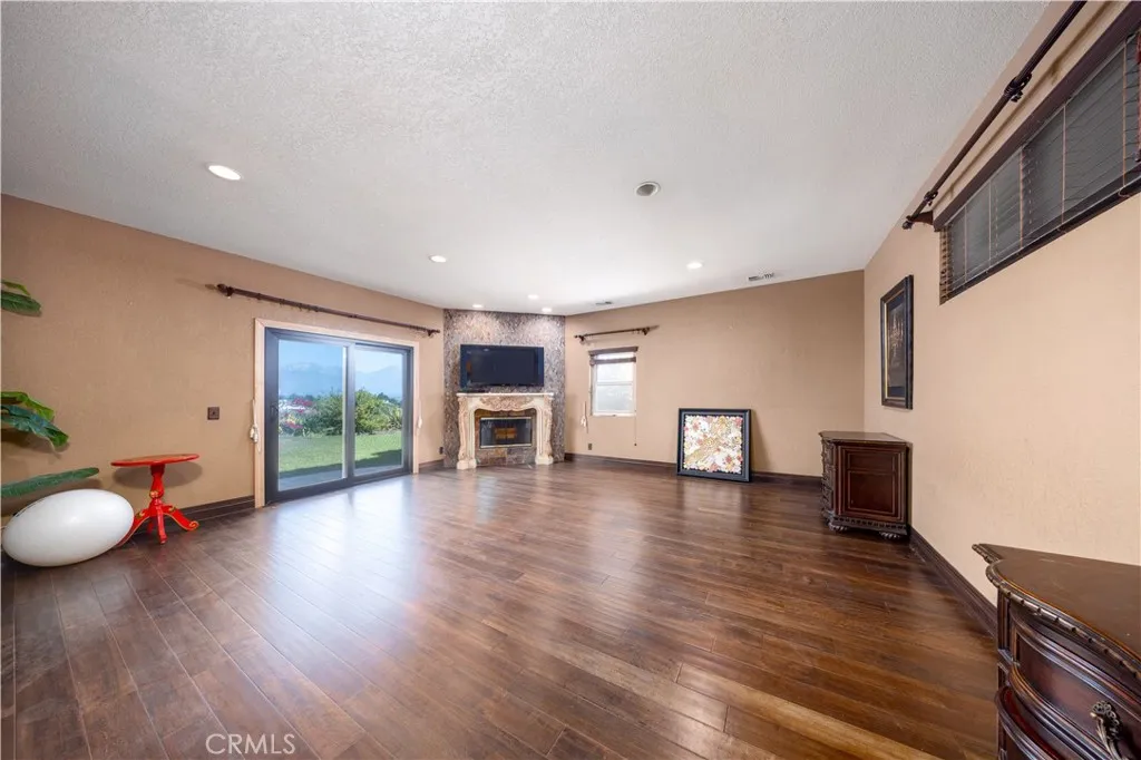 32 Franciscan, Phillips Ranch, California 91766 home-pic-18